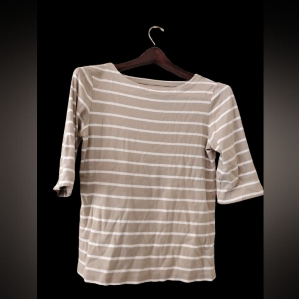 Beige & White Striped Knit Top  3/4 Sleeve Scoop Neck Size M Casual Basic - Picture 2 of 9